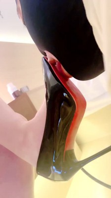 图片[5]_【杀杀】双S-骑马训练舔脏鞋底/虐乳啃脚皮 bf27603_HD绳艺资源