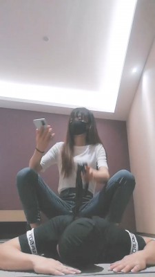 图片[4]_【美娜格格】转胯训练爬行/白棉袜裸足气味羞辱 bf27612_HD绳艺资源