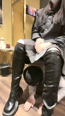 图片[4]_【佳奈】皮鞋白袜/长靴全体重踩踏 bf27616_HD绳艺资源