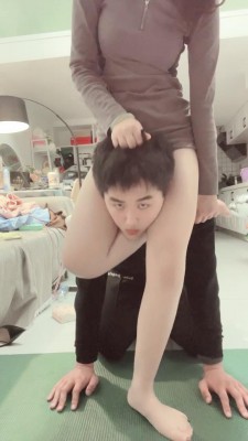 图片[9]_【尤物】高跟诱惑调/踩踏踩头/骑脖子腿绞/深喉 bf27627_HD绳艺资源