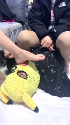 图片[3]_【精神小妹】4学生主VS情侣奴-吃口水浓痰/白袜脚踩踏 bf27566_HD绳艺资源