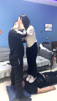 图片[4]_【精神小妹】首播素人情侣主-小白鞋棉袜-舔脏鞋闻棉袜 bf27555_HD绳艺资源