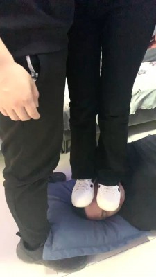 图片[6]_【精神小妹】首播素人情侣主-小白鞋棉袜-舔脏鞋闻棉袜 bf27555_HD绳艺资源