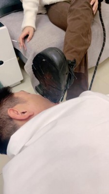 【尤黎】生活化调-踩踏深喉/裸足狂舔碾狗脸/喝洗脚牛奶 bf27519_HD绳艺资源