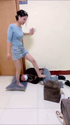 图片[5]_【孤傲女帝】骑马转胯/人体跑步机/绳艺技巧踩脸【双视角版】bf27481_HD绳艺资源