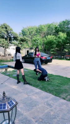 图片[5]_【沅芷大人】户外双S-喂食圣水/绳艺技巧重度鞭刑/踩踏【双视角版】bf27444_HD绳艺资源