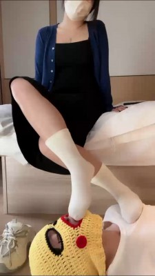 【缇米】脏鞋白袜辱脚垫/吃口水 bf27443_HD绳艺资源