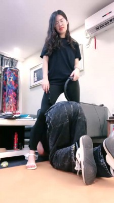 图片[4]_【嘉妮】邻家女孩暴打邻居 bf27785_HD绳艺资源