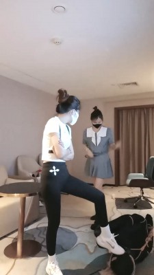 【多多】带闺蜜玩小白【续集】艺术闻原味jio袜/绳艺技巧踩 bf27789_HD绳艺资源