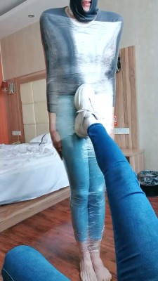 图片[3]_【小爷】保鲜膜全包/运动鞋白袜踩踏 bf27725_HD绳艺资源