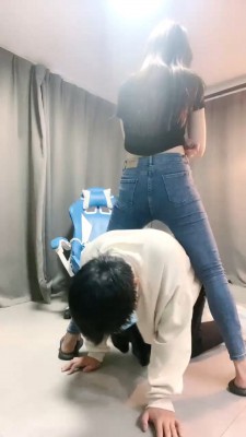 图片[6]_【晨颜】高跟长靴踩踏碾压/转胯爬行/sp/臭袜捂脸【完整版】 bf27670_HD绳艺资源