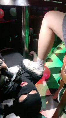 图片[5]_【绝美双主S】双主KTV运动鞋踩狗 bf27901_HD绳艺资源