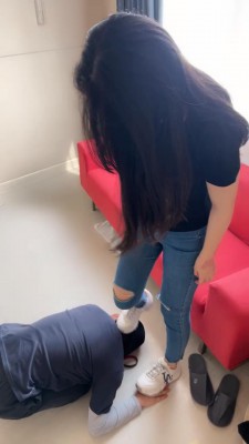 图片[2]_【槿一】晨调恋足狗/舔脏鞋喂食 bf27930_HD绳艺资源