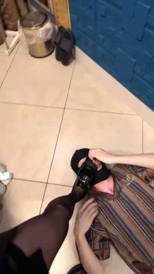 图片[6]_【狗哥】沐足店开发技师S-黑丝皮靴踩狗 bf27920_HD绳艺资源