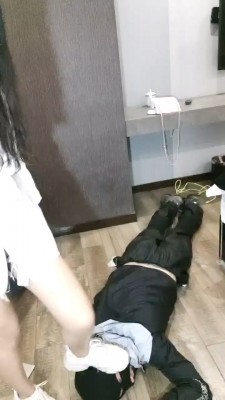 【恩可】猥琐男搭讪被虐废 bf27866_HD绳艺资源