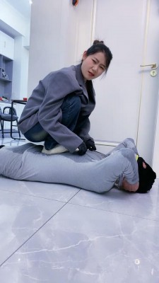 图片[9]_【麋鹿银儿】塑料袋罩头强灌升水窒息/高难度挑战耳光训练/跳踩/虐乳 bf27863_HD绳艺资源