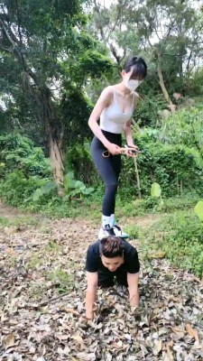 图片[5]_【高难度挑战美学】户外犬化训练-骑马爬行/骑脖子/提档 bf27848_HD绳艺资源