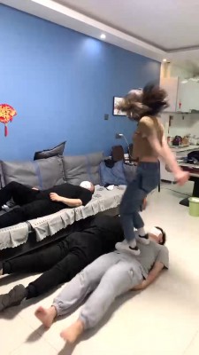 图片[4]_【精神小妹】群调-素人学生主的人体蹦床 bf27846_HD绳艺资源