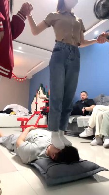 图片[6]_【精神小妹】群调-素人学生主的人体蹦床 bf27846_HD绳艺资源