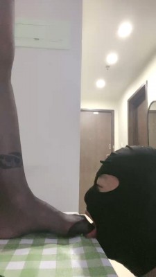 图片[4]_【领主老大】黑丝高跟女神-转胯/黑丝高跟踩狗舌/跳踩/口水喂食 bf28108_HD绳艺资源