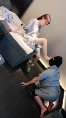 图片[3]_【伊晨】双S-足疗店让狗舔脏鞋裸足【双视角版】 bf28057_HD绳艺资源