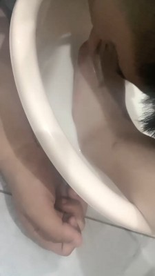 图片[4]_【馨馨S】喝洗脚水圣水/全体重踩踏  JS23050703_HD绳艺资源