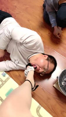 【申小悦】虐父子狗-转胯爬行/高跟踩踏提档/虐乳 bf28141_HD绳艺资源