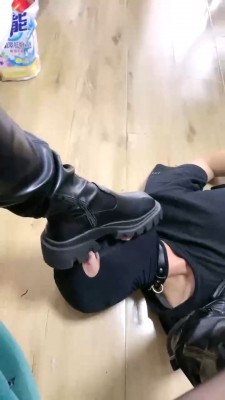 图片[4]_【佳奈】藤条抽打/重度提档/鞋底踩狗脸 bf28139_HD绳艺资源