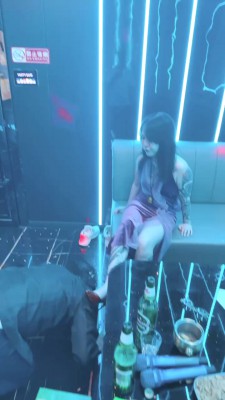 图片[3]_【桃幼幼】双S-KTV-艺术喂圣水/踩踏喂食/骑马爬行 bf28132_HD绳艺资源