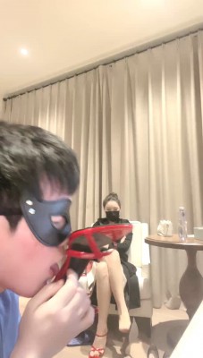 图片[4]_【妆主大大】白领高跟调-鞋抽耳光/舔泥巴脏靴底  JS23050911_HD绳艺资源