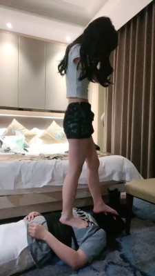 图片[9]_【川野尤娜】马奴骑马转胯/短靴踩黑丝捂脸闻 bf28059_HD绳艺资源