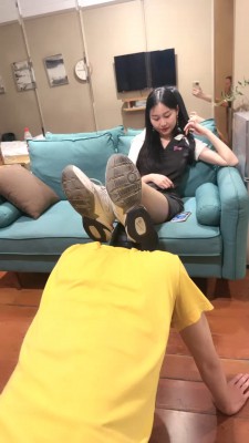 图片[6]_【艾莉】剧情-学妹教训学长-白鞋踩踏/骑马腿绞窒息/喂口水 bf28071_HD绳艺资源