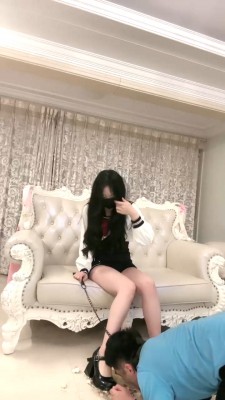 图片[3]_【桃幼幼】JK小姐姐脚踩喂食/骑马艺术喝洗脚水 bf28082_HD绳艺资源