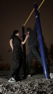 【朱砂痣S】户外虐打狗-裸足喂酸奶/提档/臭脚捂脸 bf28089_HD绳艺资源