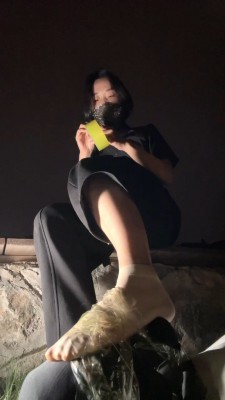 图片[5]_【朱砂痣S】户外虐打狗-裸足喂酸奶/提档/臭脚捂脸 bf28089_HD绳艺资源