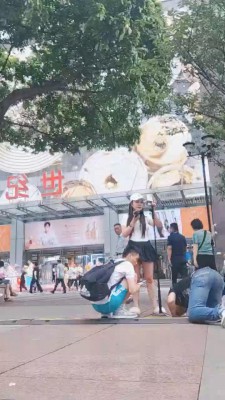 图片[4]_【全能来福M】给路人美女跪拜会是什么反应 bf28008_HD绳艺资源