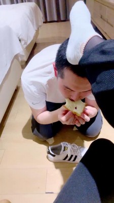 图片[3]_【曼妮老师】贝壳头黑丝脚闻舔/喂食鞋垫面包/踩踏深喉 bf28015_HD绳艺资源