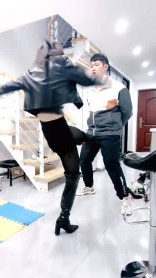 图片[3]_【兔兔大人】长靴全体重踩踏/提档耳光高难度挑战 bf28019_HD绳艺资源