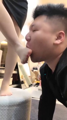 图片[4]_【素人星探】原味肉丝脚全体重踩踏 bf28052_HD绳艺资源