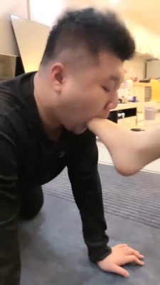 图片[7]_【素人星探】原味肉丝脚全体重踩踏 bf28052_HD绳艺资源