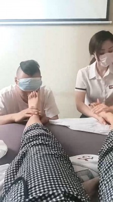 【露可】沐足店开发技师做S bf28002_HD绳艺资源