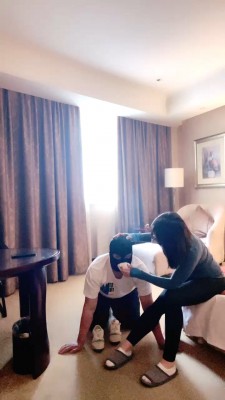 【冷颜】运动后运动鞋原味船袜气味羞辱 bf27977_HD绳艺资源