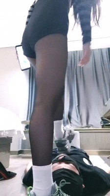 图片[9]_【七大小姐】剧情-抓偷鞋狗-坐脸窒息/艺术深喉/踩踏 bf28155_HD绳艺资源