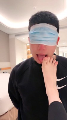 图片[7]_【jenn】艺校女神首调-舔运动鞋/提档全体重踩踏/转胯骑马 bf28172_HD绳艺资源