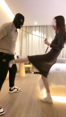 图片[4]_【一宁】小白鞋白袜首调-提档/耳光/喂食圣水 bf28150_HD绳艺资源