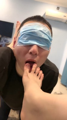 图片[5]_【精神小妹】夜跑后原味鞋袜气味羞辱/裸足踩脸 bf28177_HD绳艺资源