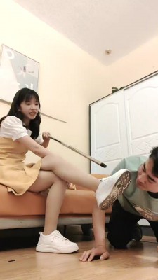 图片[4]_【焱橘】素人小姐姐首调-耳光抽/舔超脏鞋底/揪耳朵【双视角版】 bf28271_HD绳艺资源