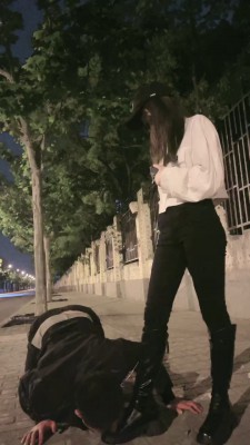 图片[7]_【樱桃大大】网红模特户外遛狗-骑马骑脖子/舔脏鞋/吃口水 bf28297_HD绳艺资源