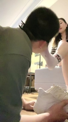 图片[2]_【魅儿S】夜跑后原味鞋袜羞辱/艺术闻臭袜/舔jio/喝圣水 bf28290_HD绳艺资源