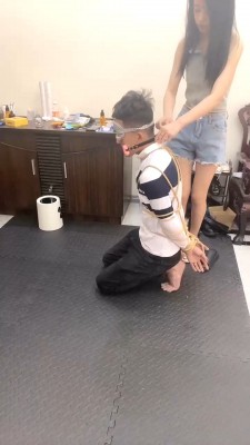 图片[4]_【琳嘉】五花大绑艺术训练/鞋抽耳光/艺术装置塞嘴 bf28268_HD绳艺资源